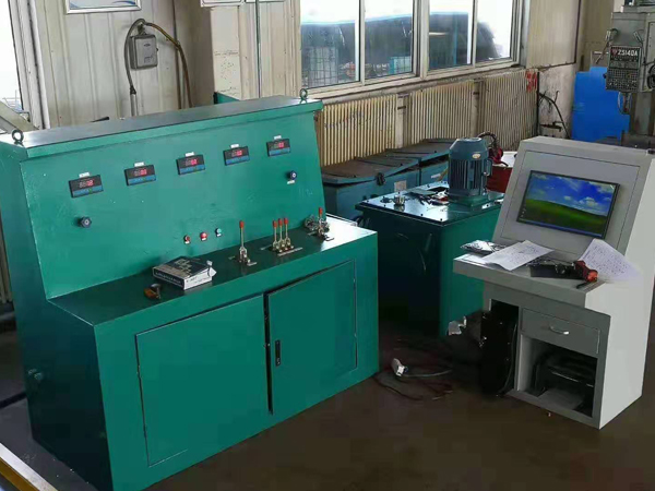 立柱電腦試驗(yàn)臺